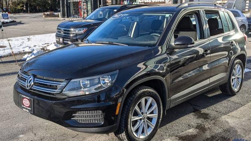 VOLKSWAGEN TIGUAN LIMITED 2018 WVGBV7AX0JK002539 image